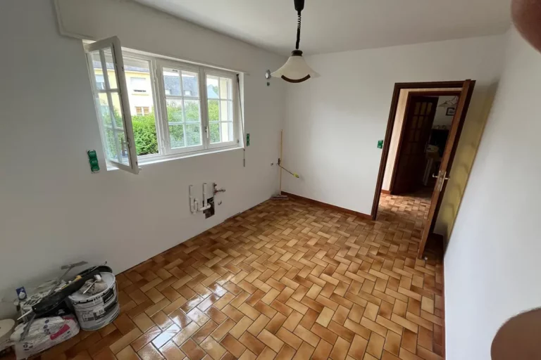 SHRÉNOV a réalisé la rénovation de l'espace cuisine d'une maison à Plouay dans le Morbihan.