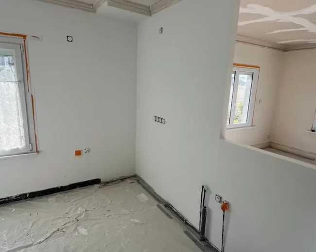 Rénovation cloison, plâtrerie et peinture d'une maison à Quimper